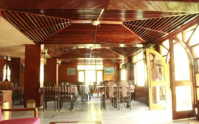 Zarim Hotel Manali
