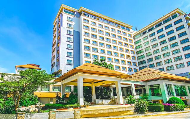 K Park Grand Hotel