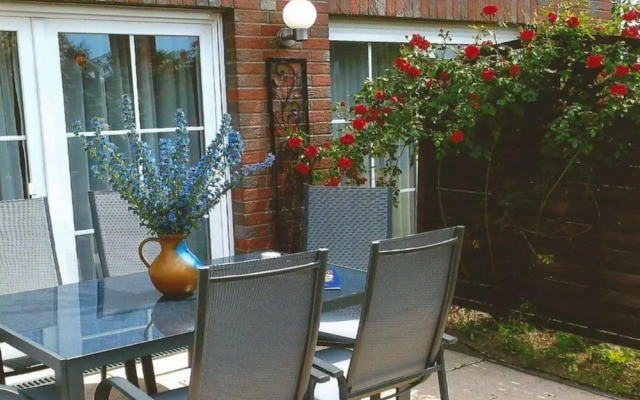 Holiday Home Frog Prince