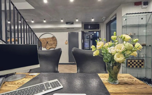 The Bridge Suites Hotel