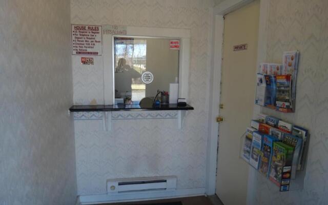 Budget Motor Inn - Mahopac