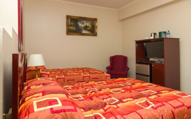 Regency Suites Hotel