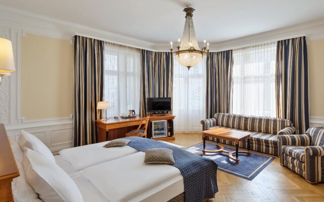 Hotel Astoria Vienna, Curio Collection by Hilton