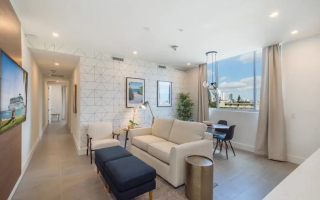 VHC Luxury Apartments 538-203