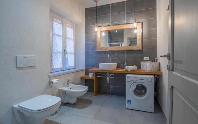 L Arco appartamento centro storico Orta SGiulio