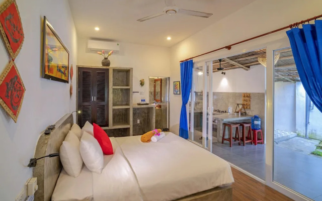 Be's Beach House An Bang