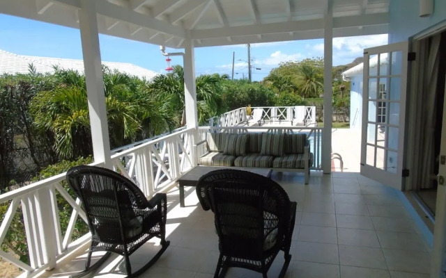 Luxury Secluded Villa With Private Pool Sleeps six