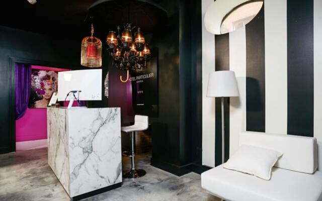 Golden District Mcgill Downtown Stays Studios design