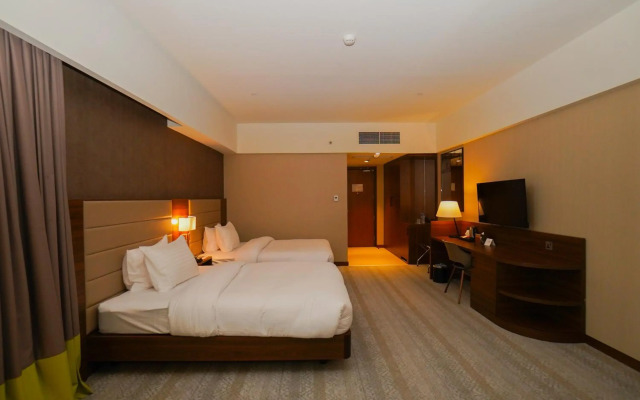 The Grand Lux Hotel