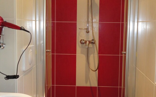 Gundies Home No. 15 GmbH