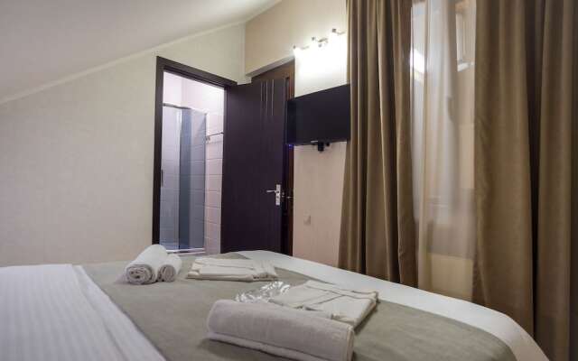 Hotel 9 rooms