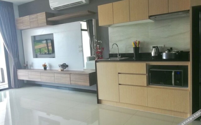 Naiharn Beach Condo by High Class Asia