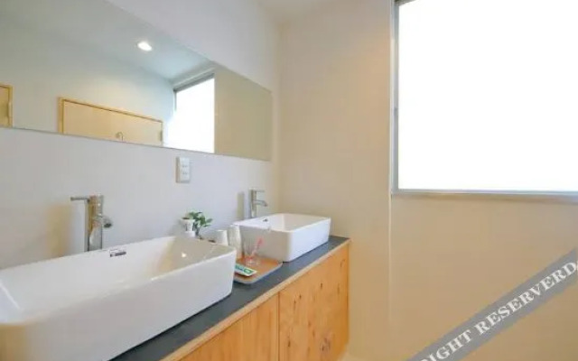 Raku Hostel Osaka