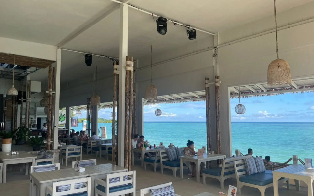 Combo Beach Hotel Samui
