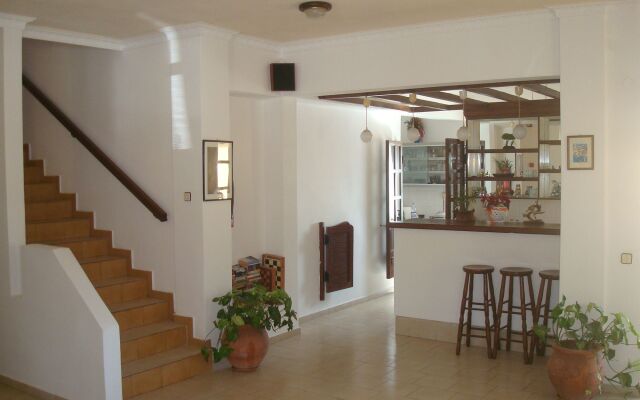 Hotel Aghas