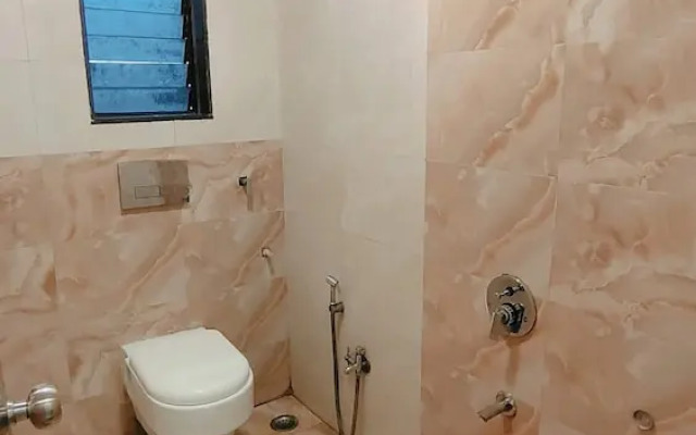 hotel mari aai residency
