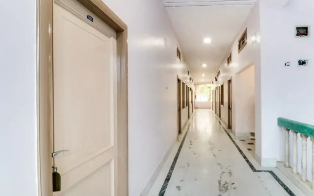 SPOT ON 46554 Hotel Bhawani Palace