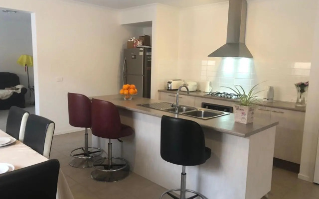 Melbourne warm house