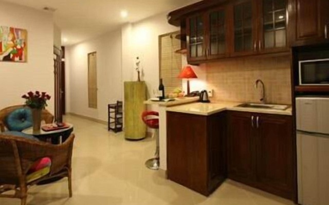 Rising Dragon Estate Hotel