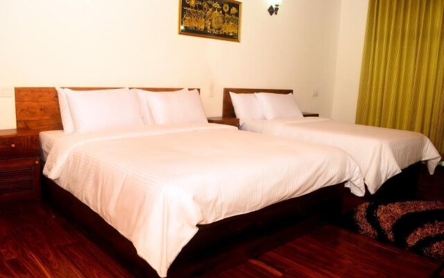 Hotel Silver Dew