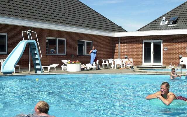 8 Person Holiday Home in Romo-by Traum