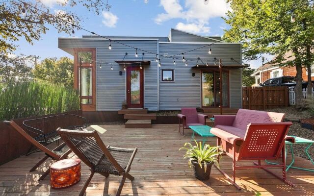 The Local - 2 Blocks to DT Fay - Walk Everywhere!