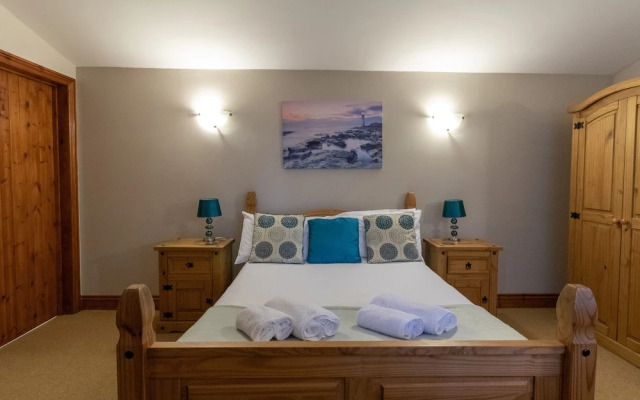 Riverhouse Lodge