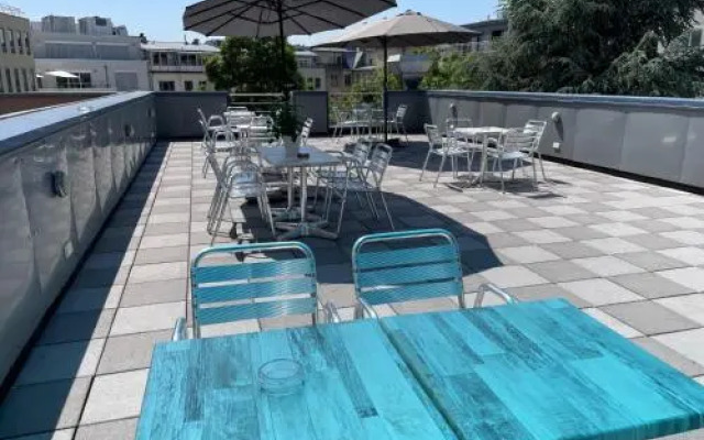 Domus Hotel