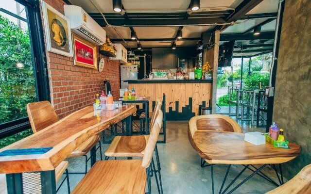 Mawadee Island Resort