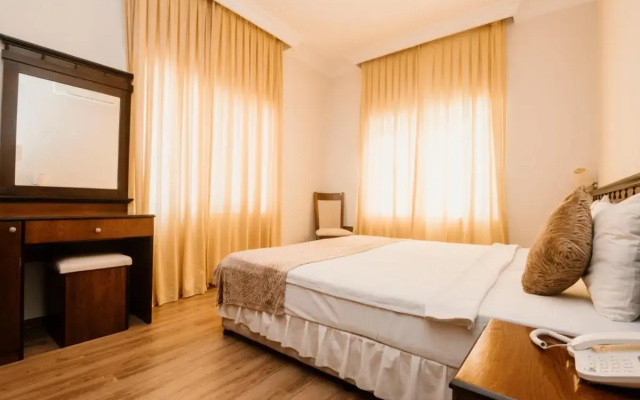 Sammy'S Kyrenia Boutique Hotel & Pool