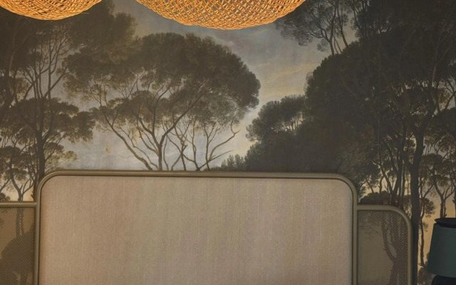 Le Village Montmartre by Hiphophostels