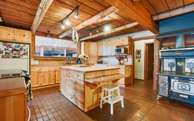 Harbor Creek Lodge