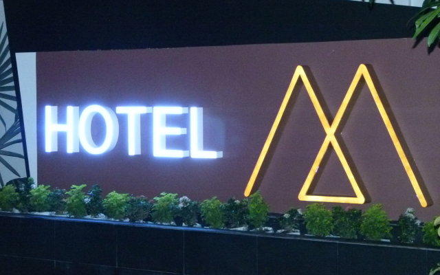 Hotel M
