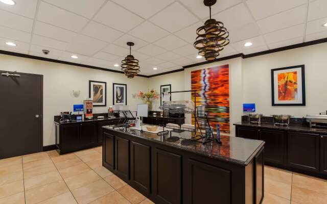 Best Western Executive Hotel Of New Haven - West Haven