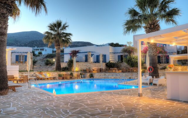 Drios Paros Luxury Hotel