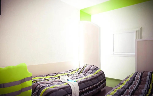 UNISOTEL ex (HOTEL F1 SAINT BRIEUC)