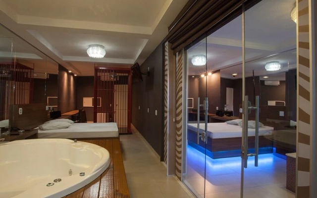 A Praia Motel - Adults Only