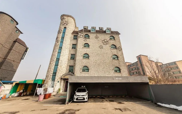 Yongin Yangji Venezia