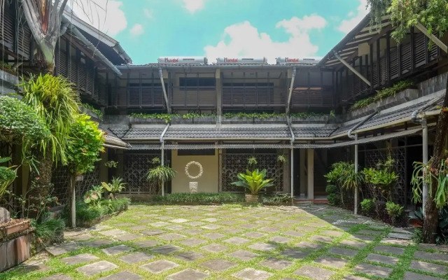 Urbanview Hotel Syariah Wisnugraha by RedDoorz