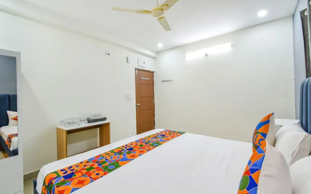 Fabhotel Maski Suites