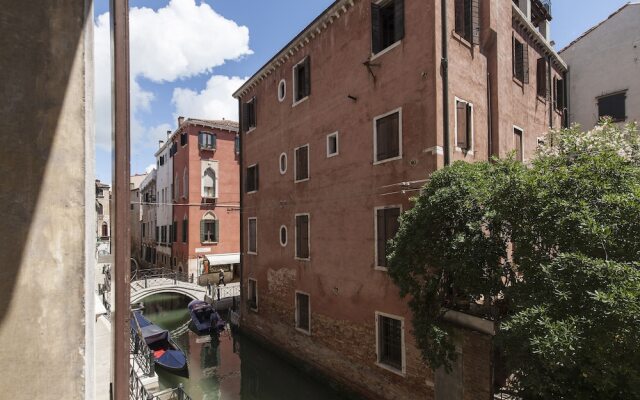 Zaguri Bed and Breakfast