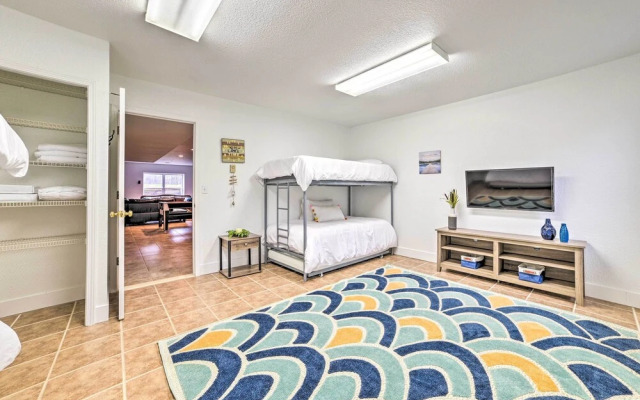 Bellaire Home w/ Game Room & On-site Snow Trails!