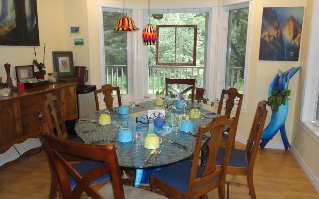 Auberge Crystal Inn
