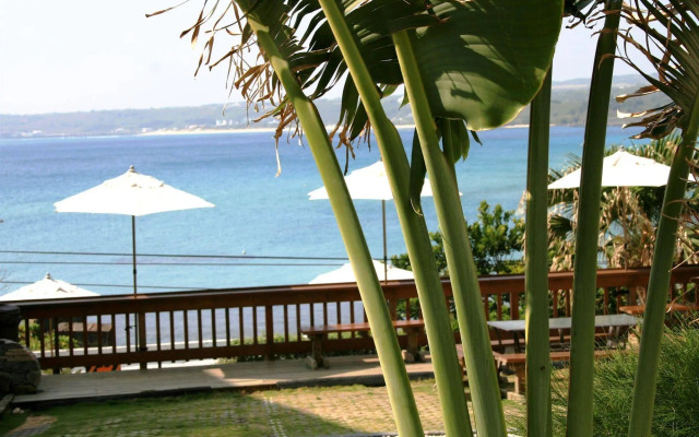 Haku Beach Days Inn