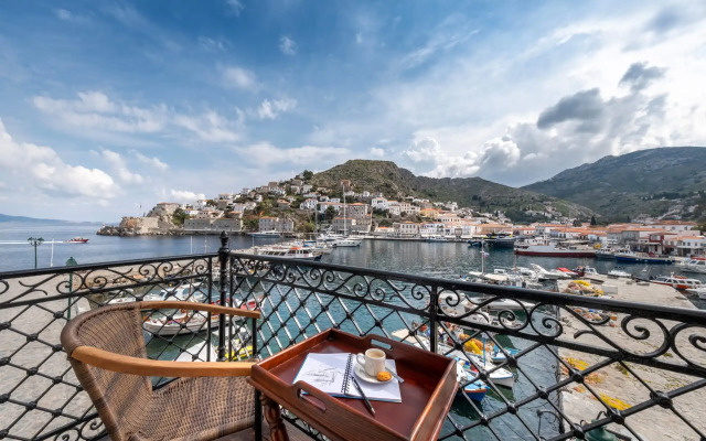 Douskos Exclusive Property