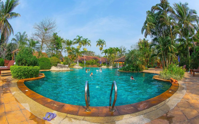 Golden Pine Resort