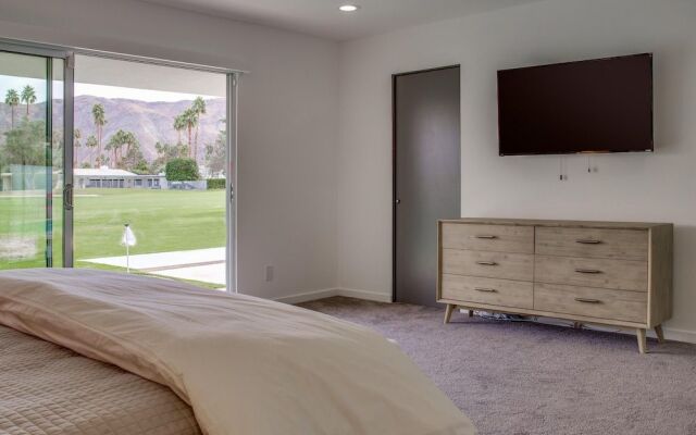 Pretty in Pink at Indian Canyons