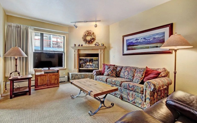 River Mtn Lodge W319