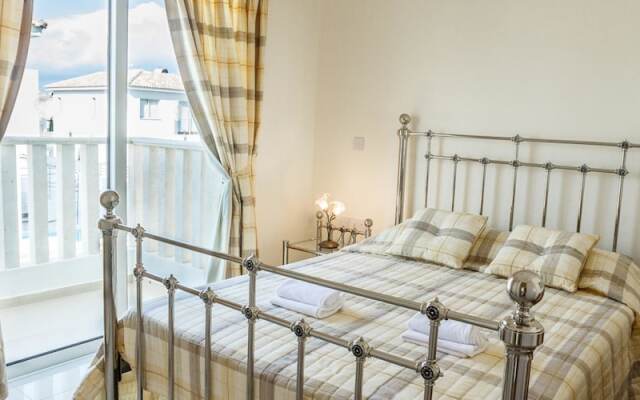 Rent Private Villa 035