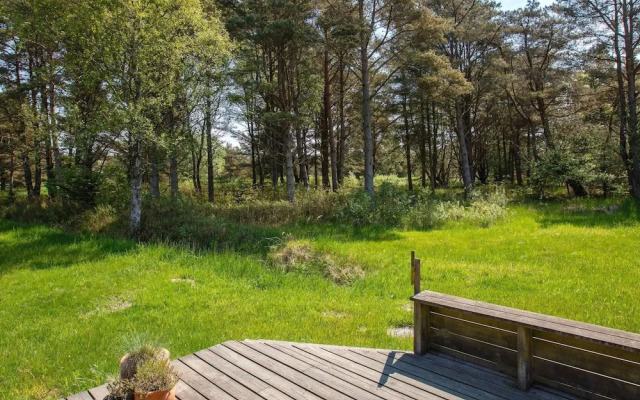 5 Person Holiday Home in Albaek